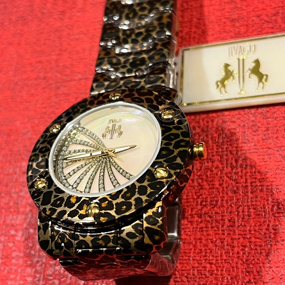 JIVAGO NIB AUTHENTIC LEOPARD & TORTOISE STYLE STAINLESS STEEL WATCH - Picture 3 of 15